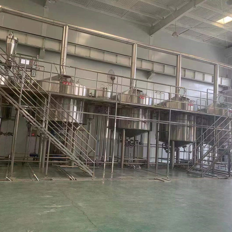 万年精酿啤酒设备厂—平面布置、设备设计、制造、调试、培训等一条龙服务_COPY